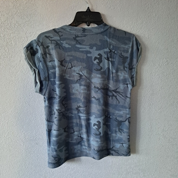 Rock & Republic Lace up Camo Tee - Picture 6 of 6
